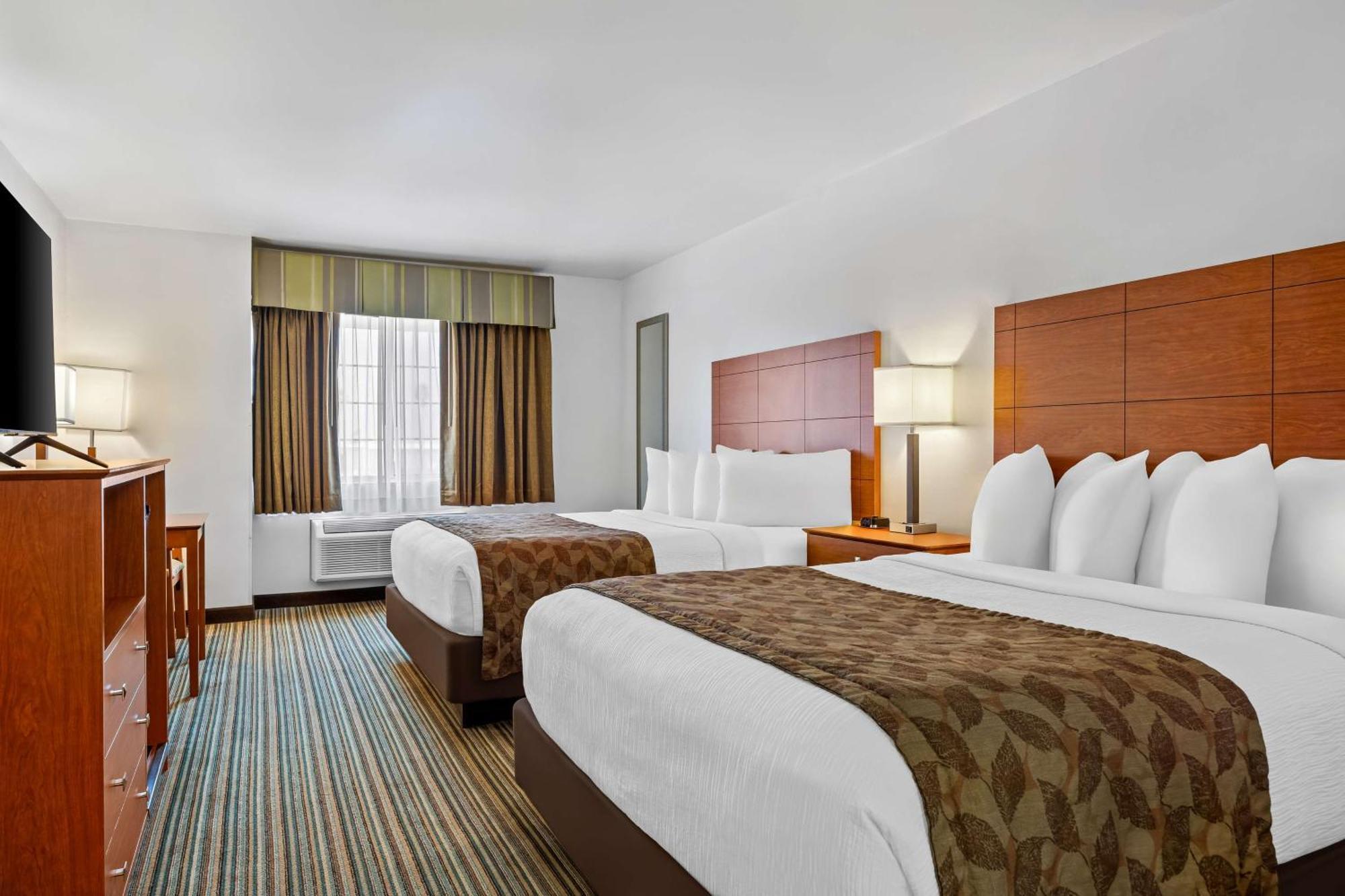 Best Western Liberty Inn Delano Exterior photo